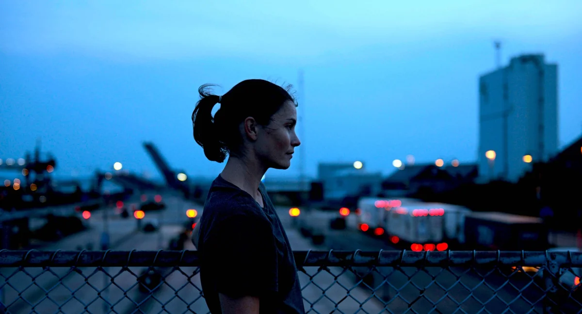 On Mourning and Paralysis: Anna Sofie Hartmann’s ‘Giraffe’ —Locarno